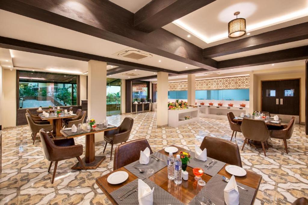 Sea Breeze Max Resort & Spa Margao Zewnętrze zdjęcie